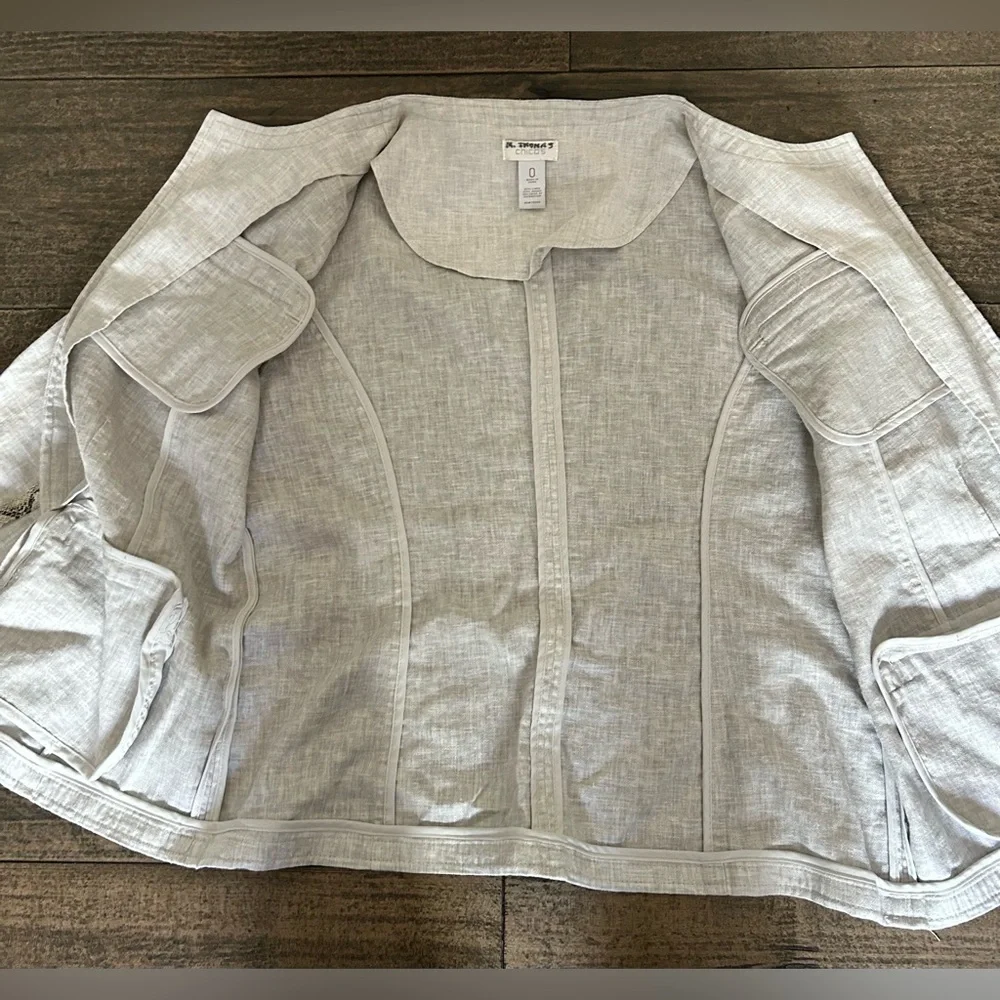 Chico’s Linen‎ Blend Animal print trim jacket